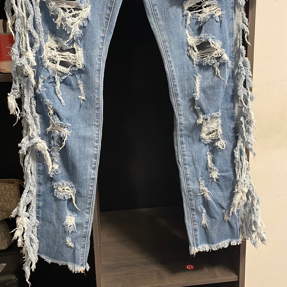 Plus size fringe jeans.